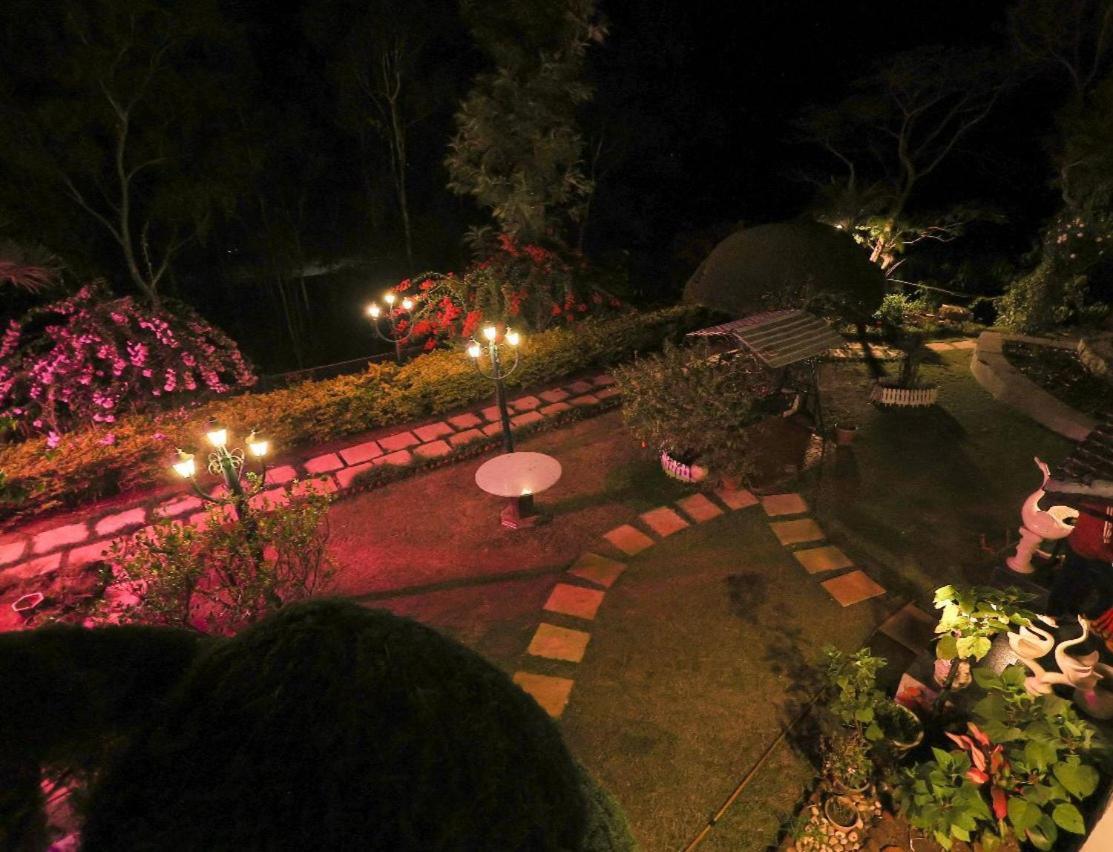 Valleycrest Villa With Swimming Pool Mahābaleshwar Exteriör bild